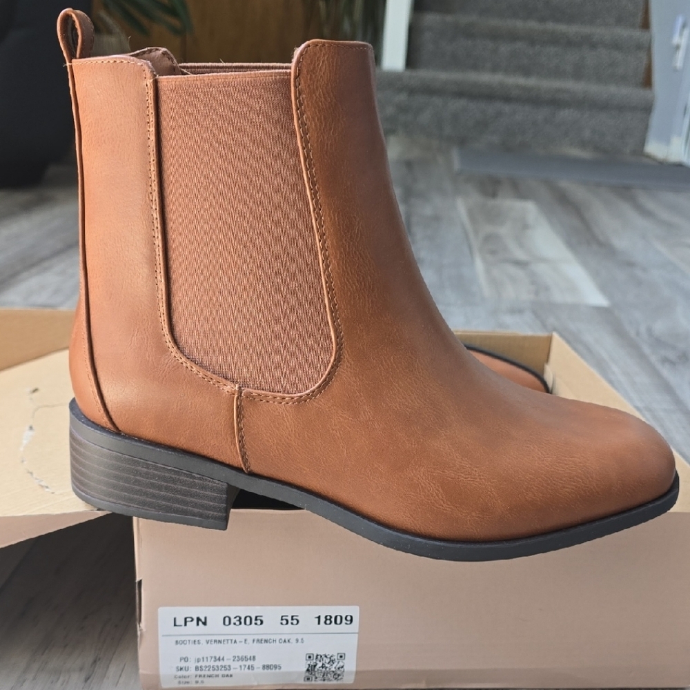 Brown Chelsea Boots